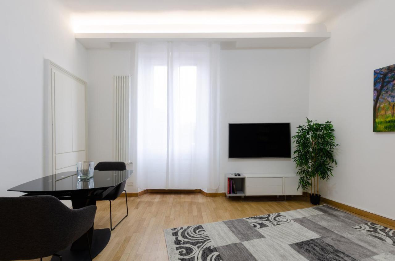 Design Apartment - Spadolini, Campus Bocconi มิลาน ภายนอก รูปภาพ